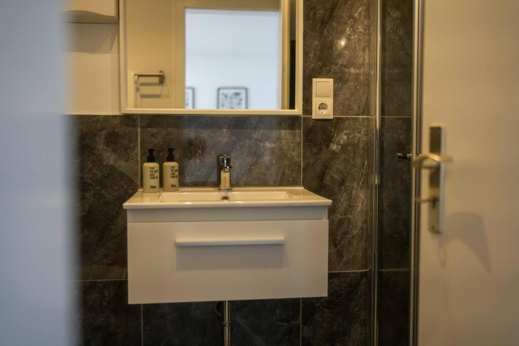 Apartment Boho Stil Mit Flussblick Nahe Stadtzentrum